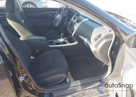 2015 Nissan Altima 2.5 S из США, поврежденный, VIN 1N4AL3AP9FC473269